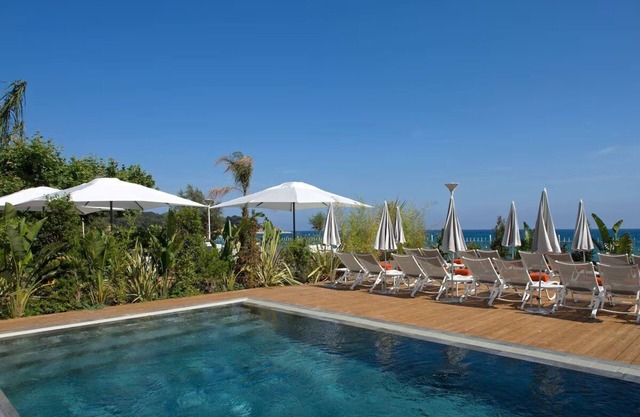 Pet-friendly Hotel: Premium Spa, Swimming Pools @ Sablettes Beach
