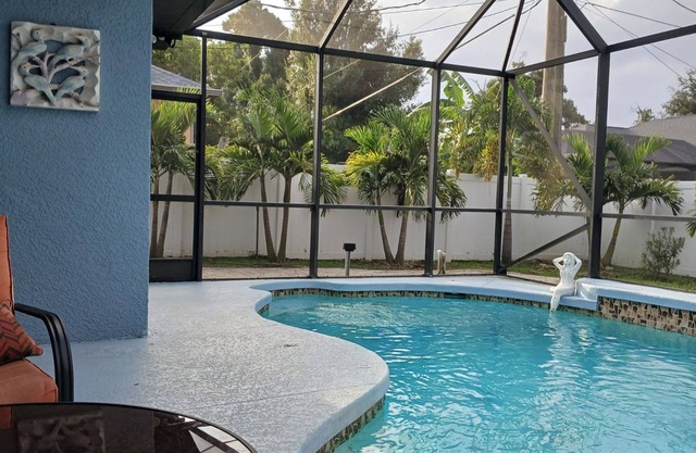 Pet Friendly Spacious Port Charlotte home with Heated Private Pool and Lanai