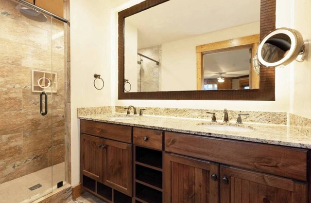 Pet-Friendly Westgate Resort Units Sleeps 16 – Between Gatlinburg & Pigeon Forge
