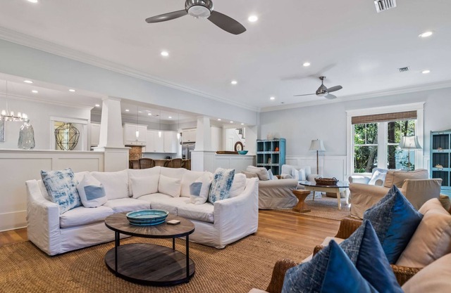 PetFriendly Gem By Gulf w Cart and Luxe Amenities