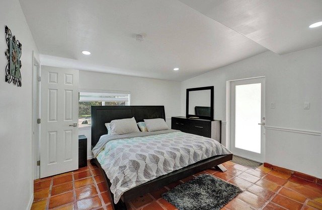 Petite Houze W/WI-FI and Parking