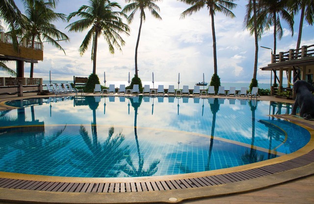 Phangan Bayshore Resort