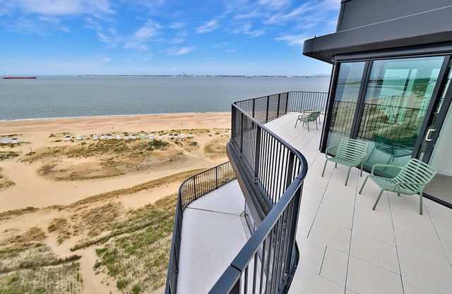 Pharos Penthouse Sky