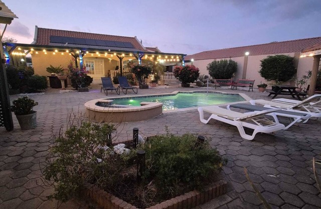 Phenomenal 2-bedroom house with AC in Noord