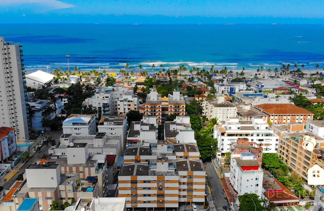 Phenomenal Apartment 4 min Praia Enseada | Linen, TV and Wi-Fi