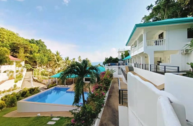 Phoenix PG Diving Resort (Twin/Single Bed Room)