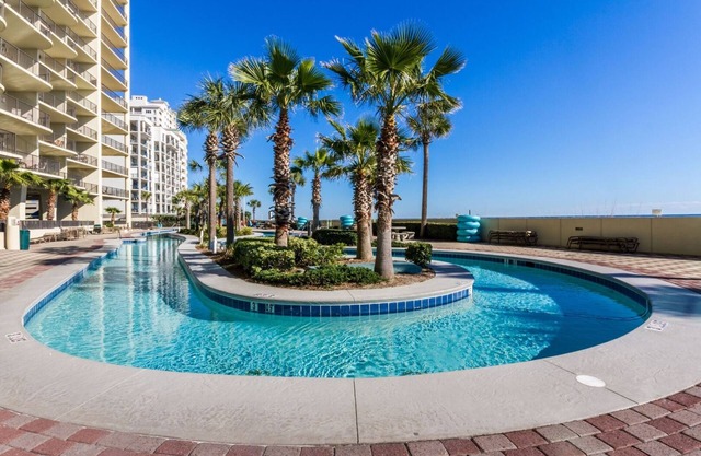 Phoenix West Condominiums