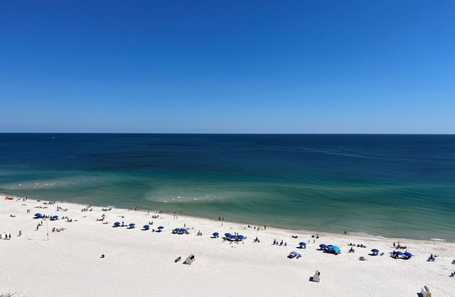 Phoenix X 3 BR, Gulf Front, Great Reviews. Indoor and outdoor pools