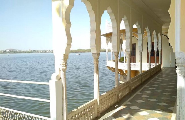 Phool Mahal Palace