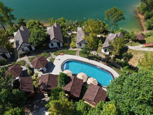 Phu Ninh Lake Resort