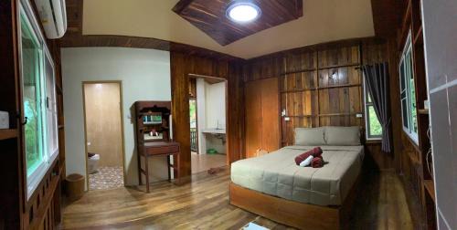Phusea Lanta Resort