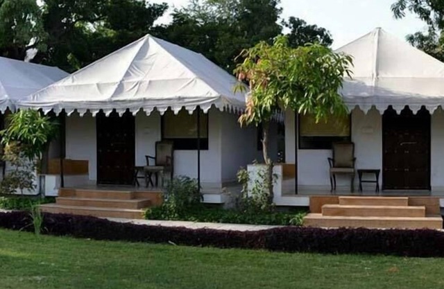 Pichola Vilas