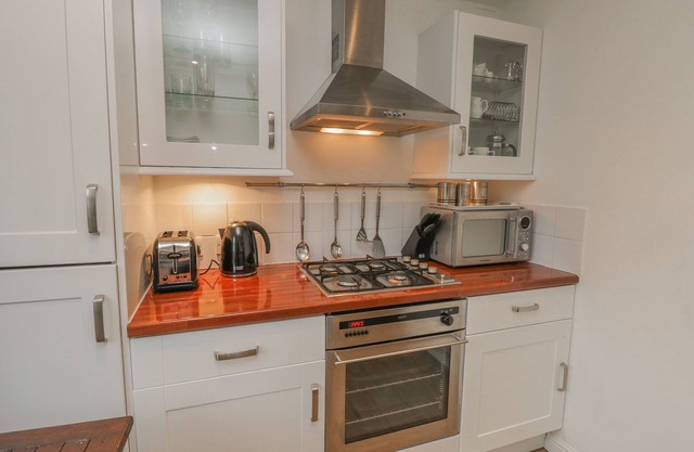 PIERPONT D1, family friendly, with a garden in Yarmouth
