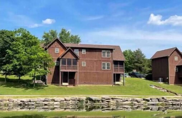 Pine Grove Cabin