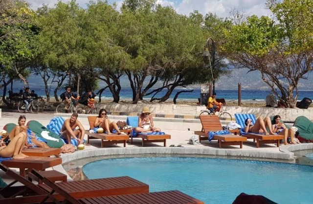 Pine Tree Beach Hotel