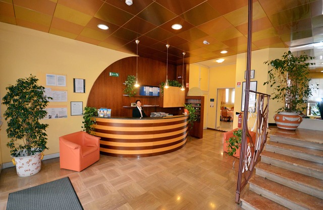 Pineda Aparthotel