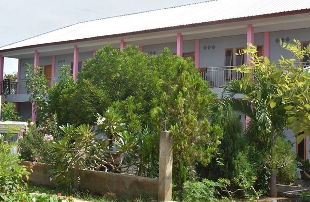 Pinki Mente Hotel