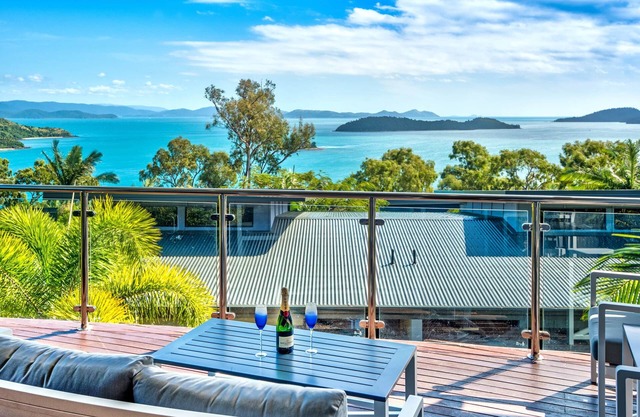 Pinnacle 9, Seaview Apartment on Hamilton Island