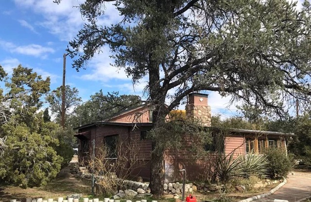 Pinyon Pines Paradise