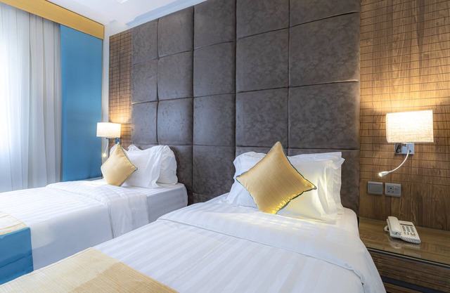 Platinum Hotel