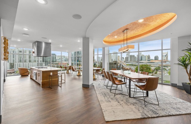 Platinum Suite Penthouse Suite The Gulch