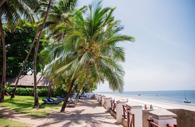Plaza Beach Hotel