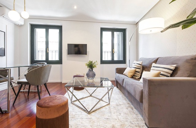 Plaza España VII- Central apartment perfect for visiting Madrid