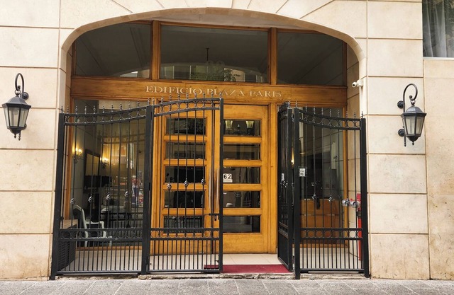 Plaza Paris Amistar