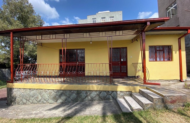 Pleasant 1-bedroom house in Kera Addis Ababa close to African Union