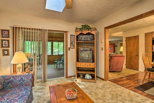 Poconos Home with Fire Pit, Walk to Locust Lake!