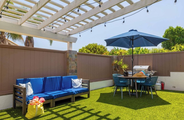 Point Loma Gem - 3BR with Stunning Views on Canon St