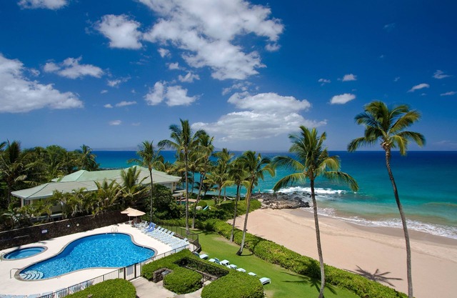 Polo Beach - CoralTree Residence Collection