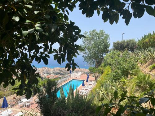 Pool, Garten Und Aussicht, 4Km Von Tropea