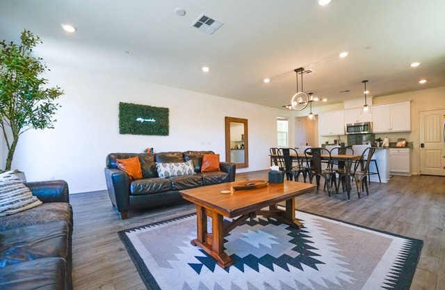 Pool, Hot tub, BBQ, Washer & Dryer, Dedicated work space, high speed internet.