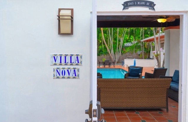 Pool, King Beds, Arcade, & Perfect Location. Welcome to your Villa!