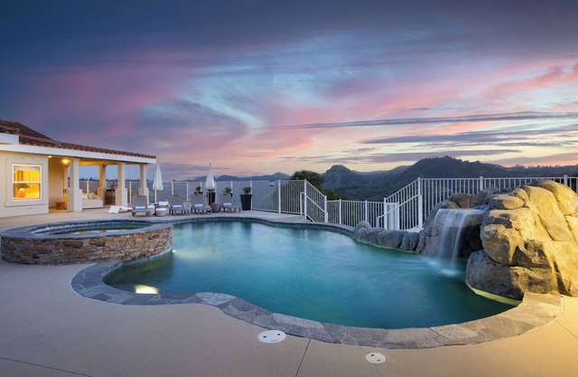 Pool, Views, Hot Tub, Fire Pit & Arcade | Vista Clara by AvantStay