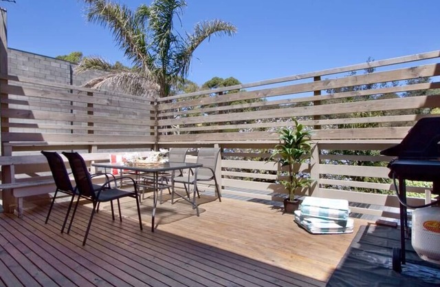 Portsea Beach Apartment 2
