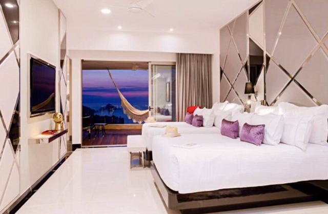 Posh 2 Bedroom Penthouse with Private Jacuzzi on Adult-Only Resort