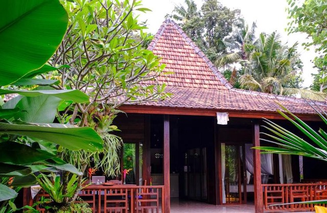 Prama House