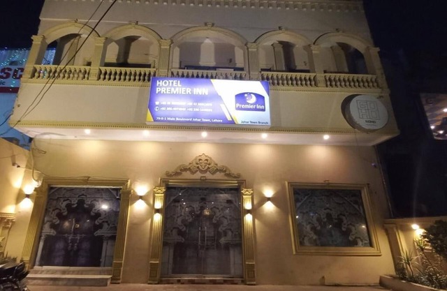 Premier Inn Hotel Johar Town