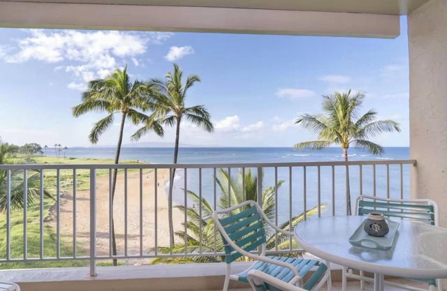Premier Ocean Front Menehune 519-Guaranteed (Hotel Zoned)