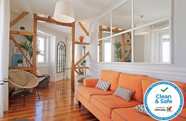 Premium apartment in the heart of Chiado, close to Rossio and Castle views