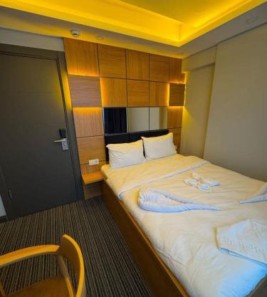 Premium Palace