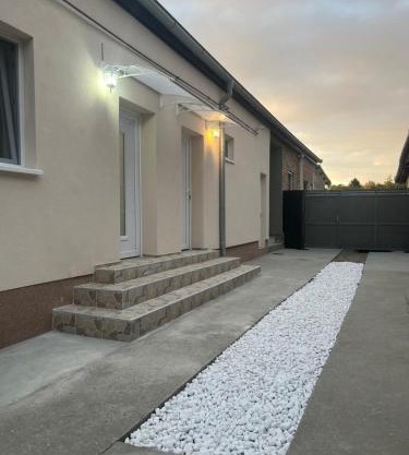 Prenociste-apartmani Laki S