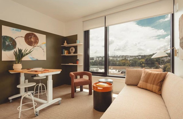 Prime Downtown Stay Near Ponce City Market| Rooftop View Access | 4 Units
