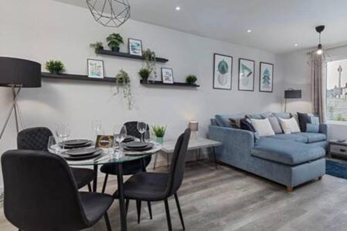 Prime Location, Modern 2br House
