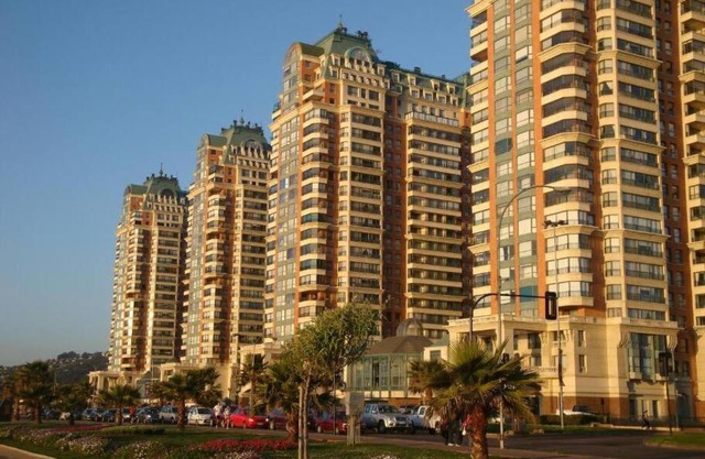 Primera línea, Viña del Mar-ByHospédate