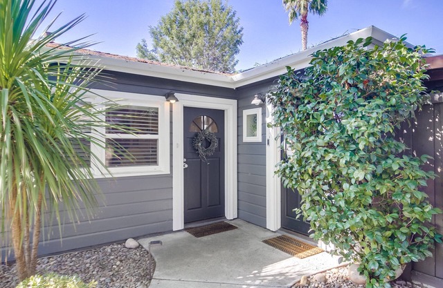 Private 2-Bedroom Bungalow Bliss in North Park! Walking distance to everything!