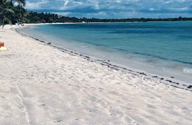 Private Beachfront bungalow at the exclusive Soliman Bay. Las Brisas Tulumn