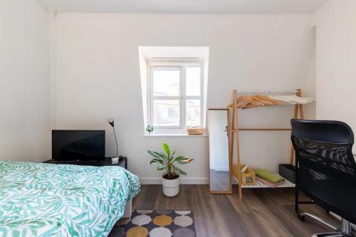 Private bedroom in London Euston